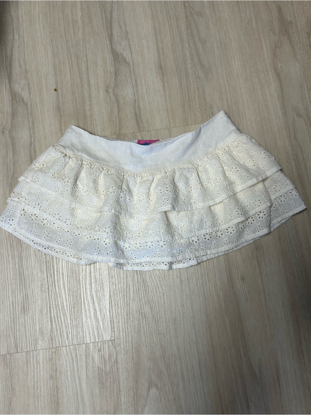 Edikted Eyelet Ruffle Tiered Mini Skirt Cream Womens Size Small